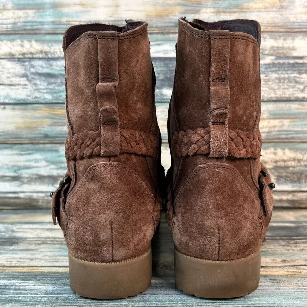TEVA Delavina Ankle Boots Womens Size 6.5M Brown Suede Zip Up Low Block Heel